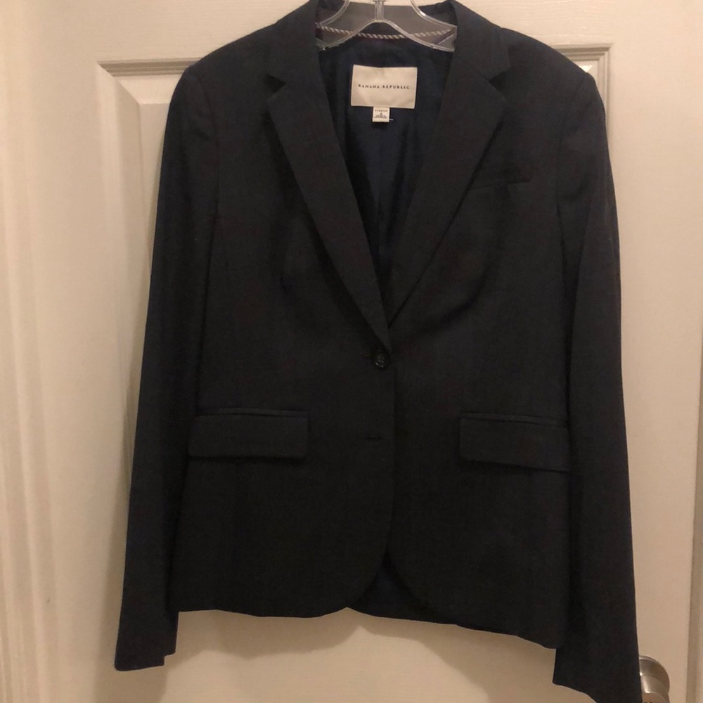 Banana Republic gray suit jacket size 6
